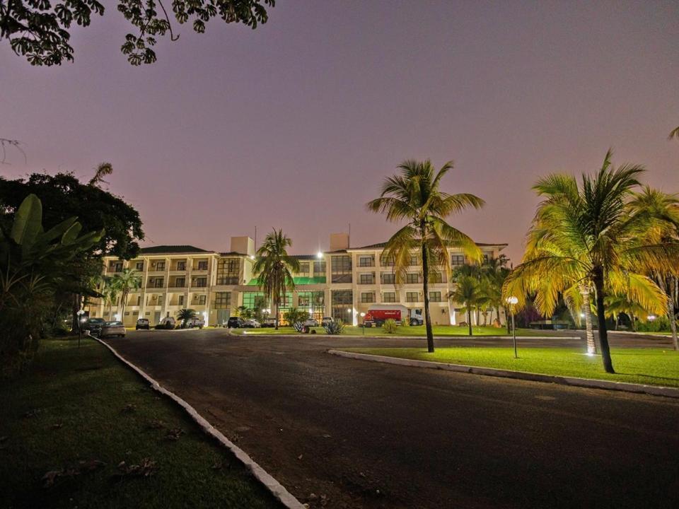 Araguaia Hotel Барра-ду-Гарсас Экстерьер фото