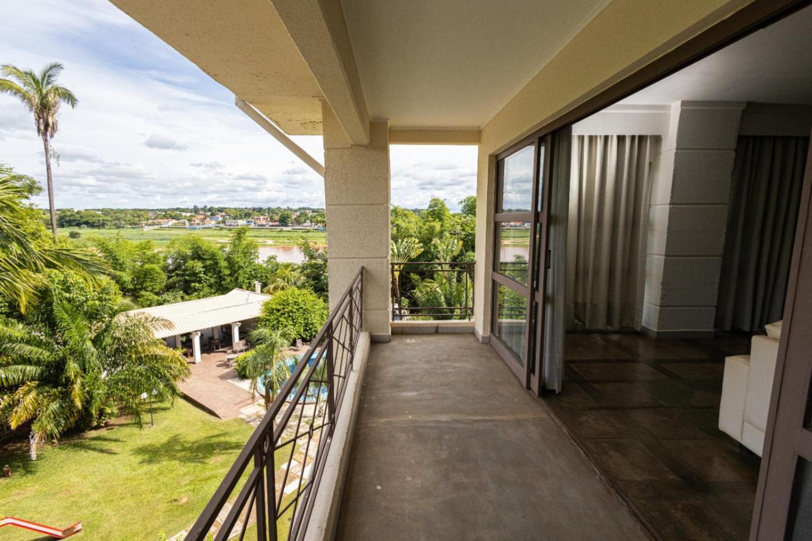 Araguaia Hotel Барра-ду-Гарсас Экстерьер фото