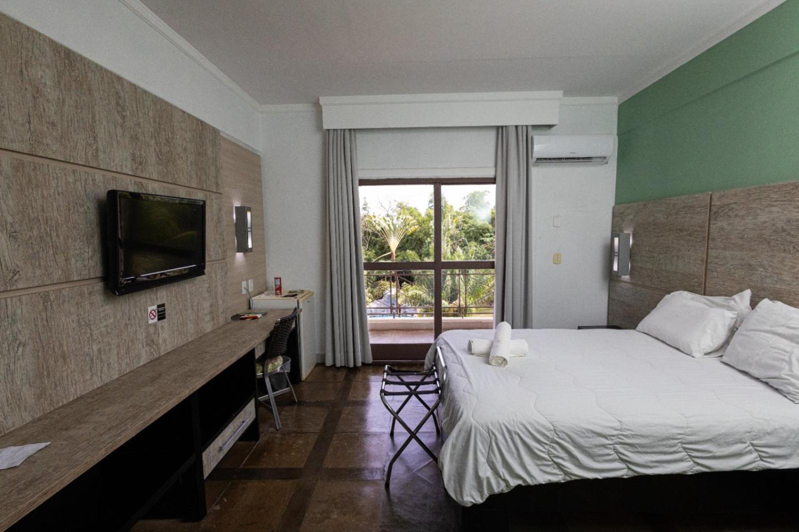Araguaia Hotel Барра-ду-Гарсас Экстерьер фото